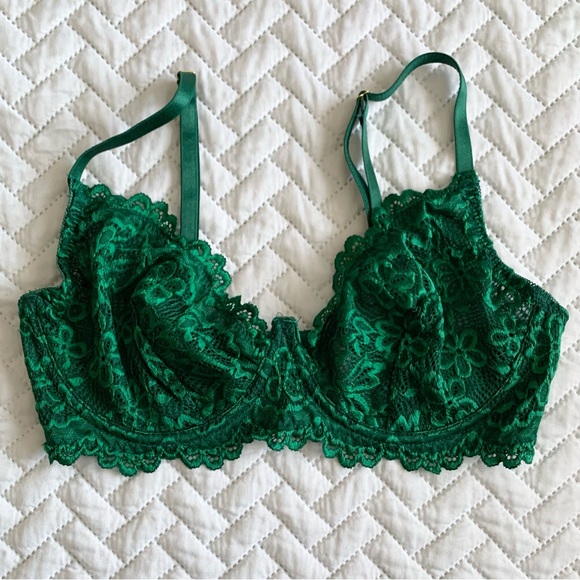 Green lace bra, 34D - Picture 3 of 11